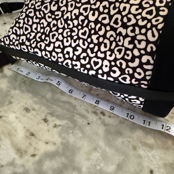 Kate Spade Blk/Wht Leopard Shoulder Bag - Picture 10 of 11
